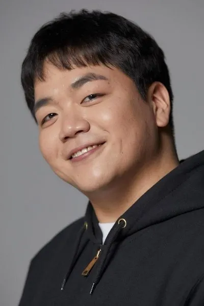 Lee Hwan