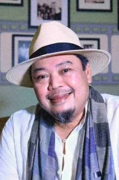 Po-Cheung Lee