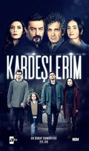 سریال ترکی Kardeslerim 1 MV5BYzA5NTJjNzktZDNiNy00YTkwLWFlOGYtMzM4ZDMwMDQ0N2U3XkEyXkFqcGc@. SY600 SX400