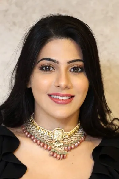 Oviya